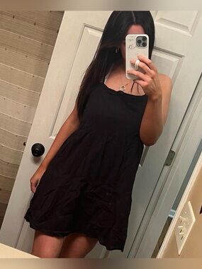 Black Sleeveless Spaghetti Strap Dress